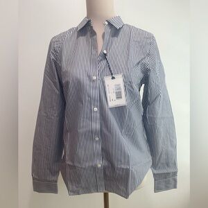 UNTUCKit NWT Marsanne Navy and White Long Sleeve Pinstripe Button Down
